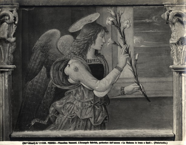 Alinari, Fratelli — Perugia - Pinacoteca Vannucci. L'Arcangelo Gabriele, particolare dell'ancona 